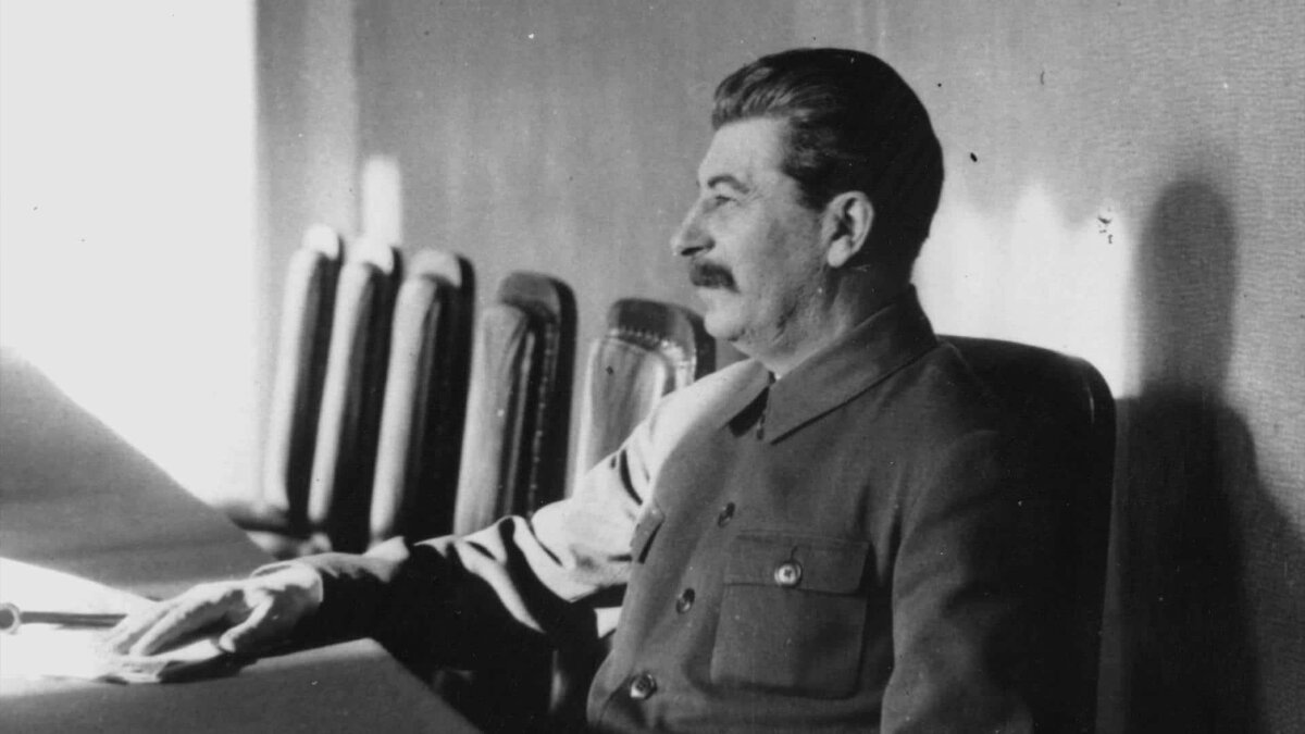 Иосиф Сталин