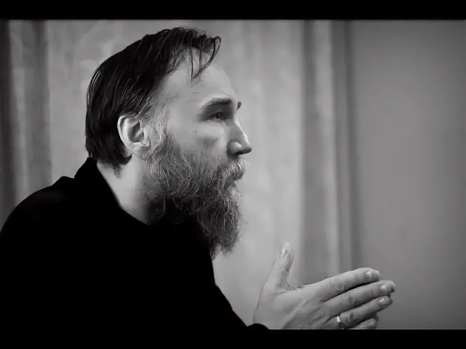 Александр Дугин