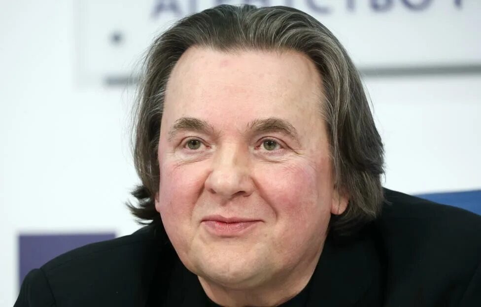 Константин Эрнст