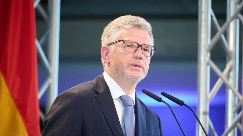 А. Я. Мельник