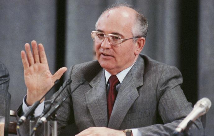 Михаил Горбачёв