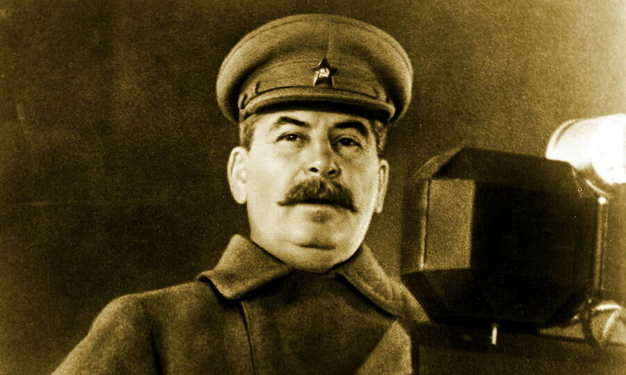 Иосиф Сталин