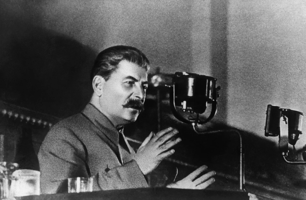 Иосиф Сталин